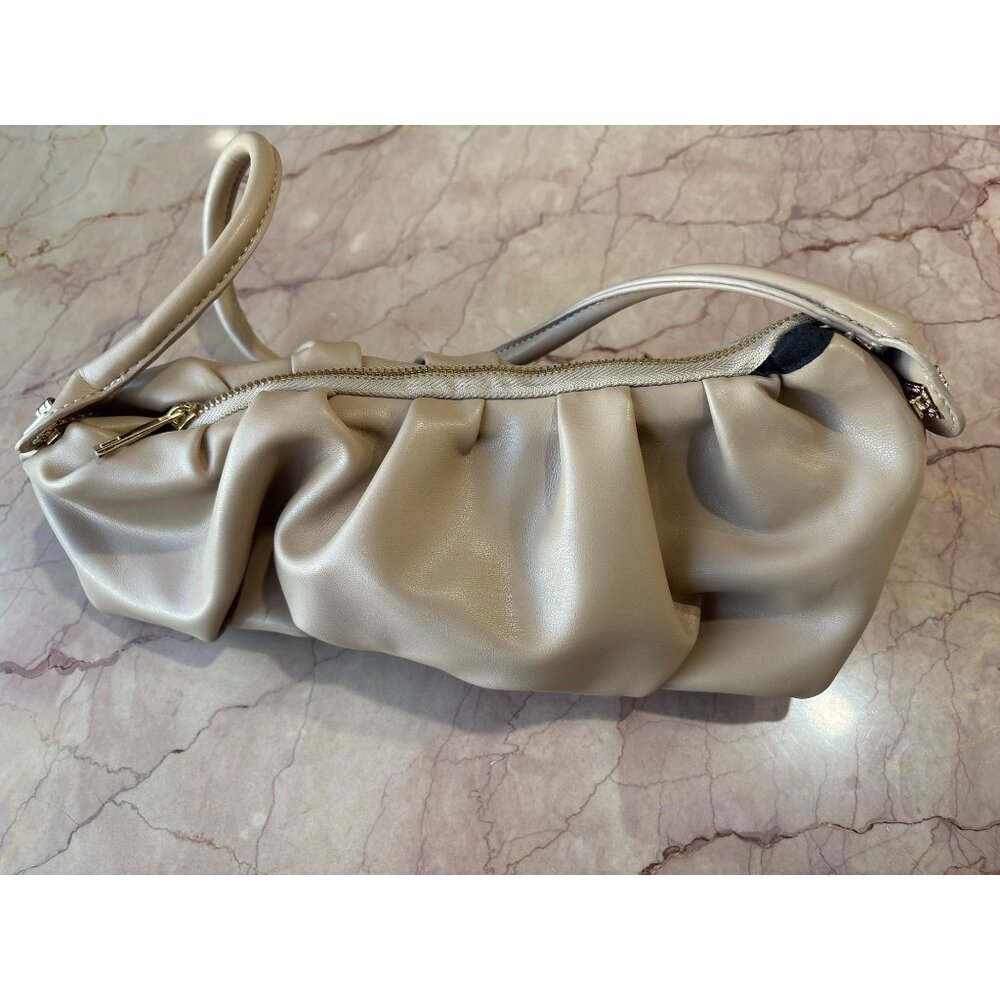 8 Other Reasons Puff Shoulder Bag in Khaki One Size New Womens Faux Leather - Picture 4 of 10